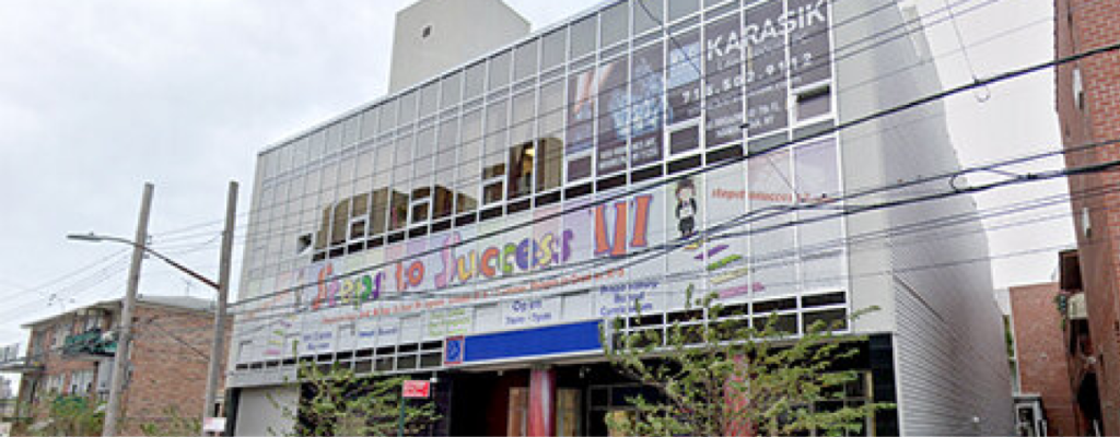 1810-1812 Voorhies Ave